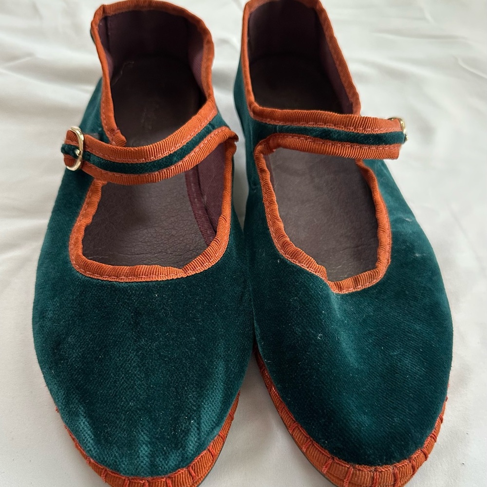 Chic Velvet Green and Orange Mary Jane Flats